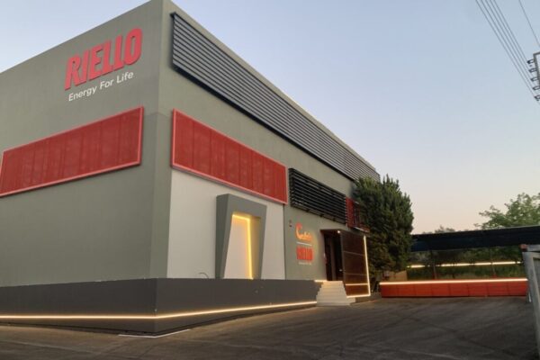 etairia-1068x801 etairia-1068x801